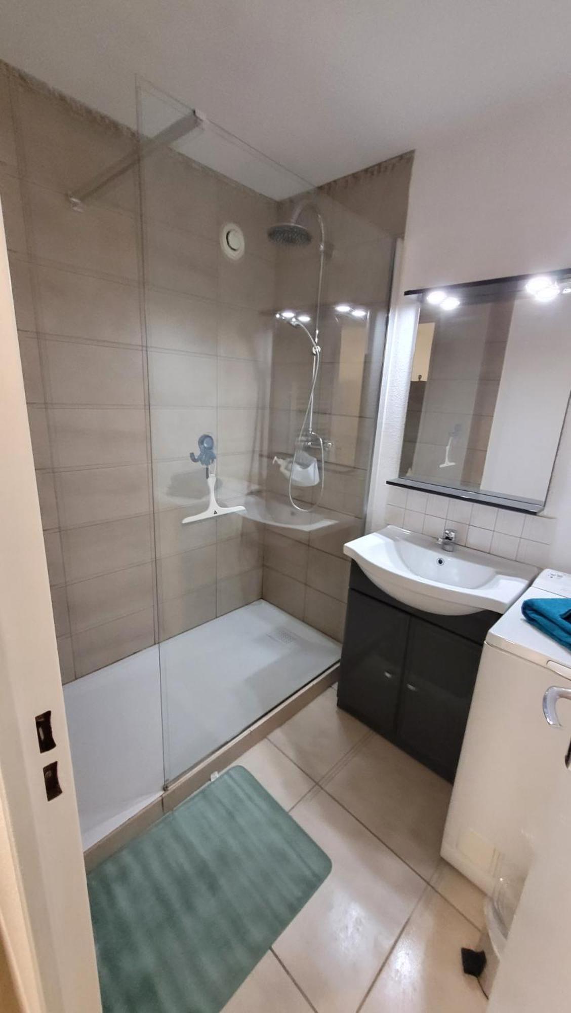 Grand Confortable Jusqu'a 4 Personnes Apartment Digne-les-Bains